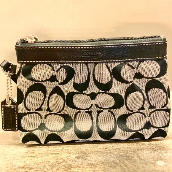 Coach Monogram Signature Wristlet - Picture 3 of 8